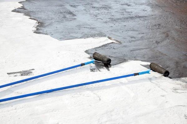 Complete Guide to Choosing the Right Waterproofing Service