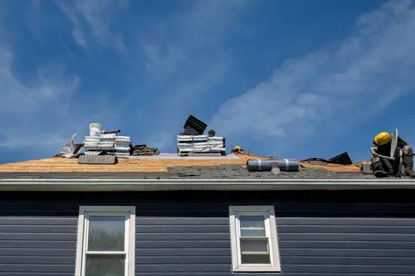 Experienced Roofing Contractor Delivering Long Lasting Roofing Solutions