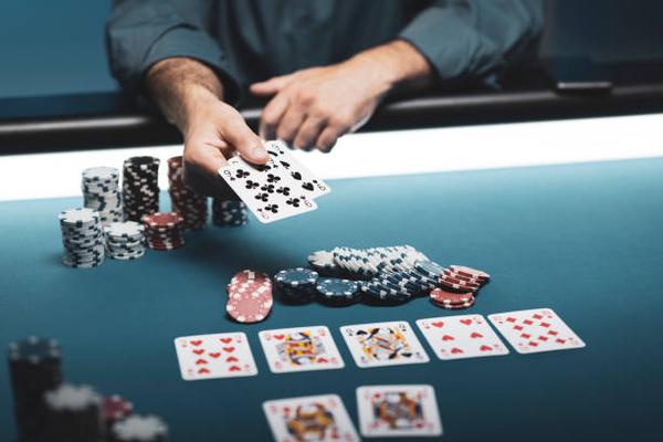 Table Game Options at a Singapore online casino
